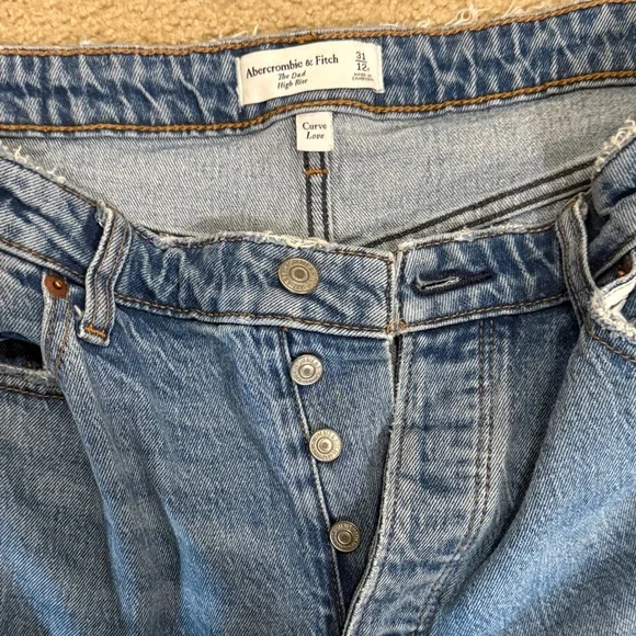 Abercrombie & Fitch Classic Blue Boyfriend Jeans - Picture 2 of 3